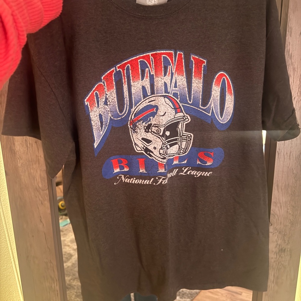 NFL Buffalo Bills Dark Gray Distressed T-Shirt - Unisex Size Large